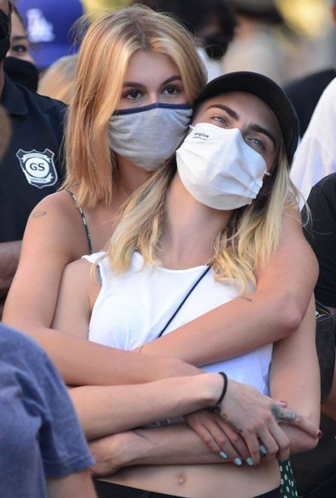 찐친이랑 이자세 가능한지 갈린다는 자세 | 인스티즈