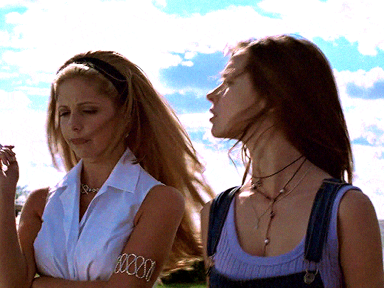 친구들이랑 음주운전으로 뺑소니 사고내서 그냥 시체 바다에 유기하고 잊고 살았는데 | 인스티즈