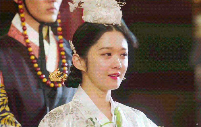 드라마 궁 원작자가 처음에 생각했던 채경,이신 역 배우들.gif | 인스티즈