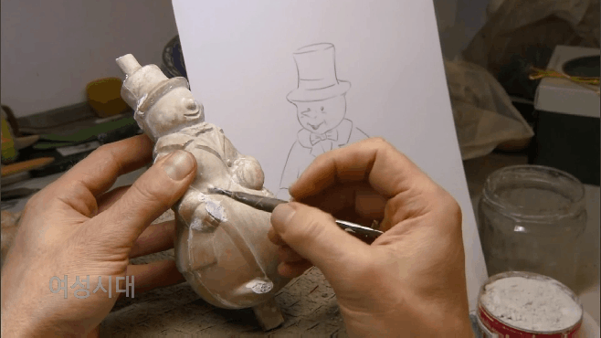 크리스마스 트리의 오너먼트는 어떻게 만들어질까?...gif | 인스티즈