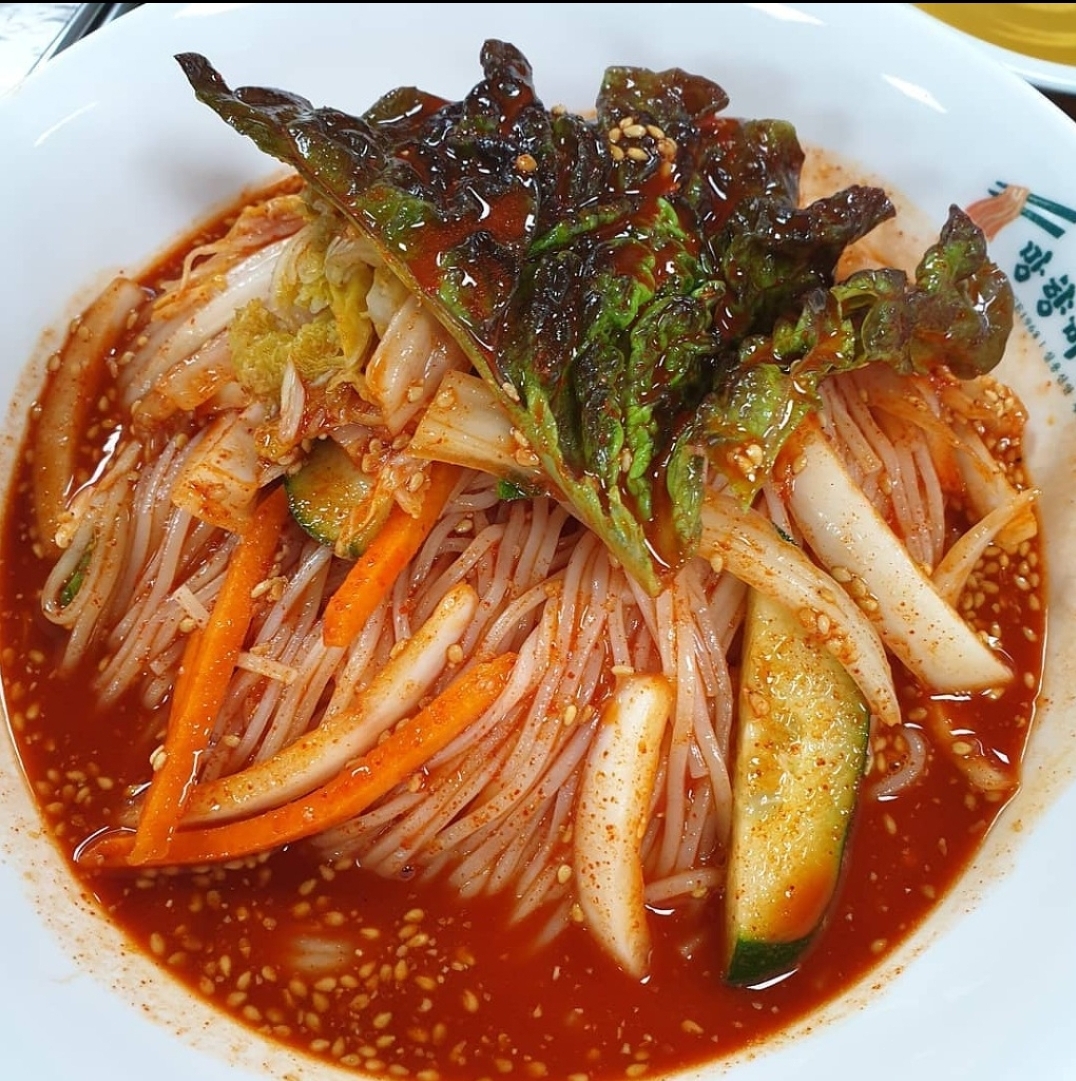 망향비빔국수 이미지