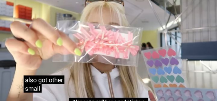 블랙핑크 콘서트 리사를 위해 선물준비한 씨엘씨 쏜(ft.민니) | 인스티즈