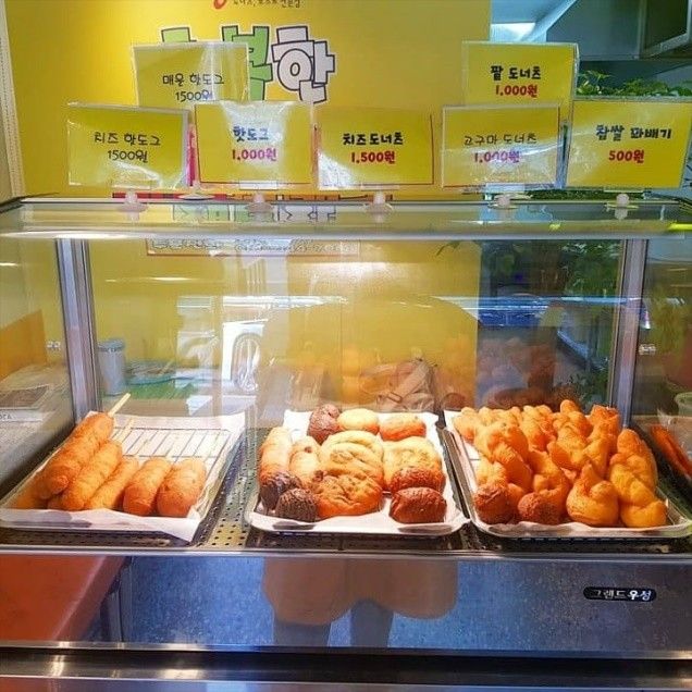 작년부터 꾸준히 늘고 있는 듯한 프랜차이즈.jpg - 악플달면 쩌리쩌려버려 - ＊여성시대＊ 차분한 20대들의 알흠다운 공간 작년부터 꾸준히... 
