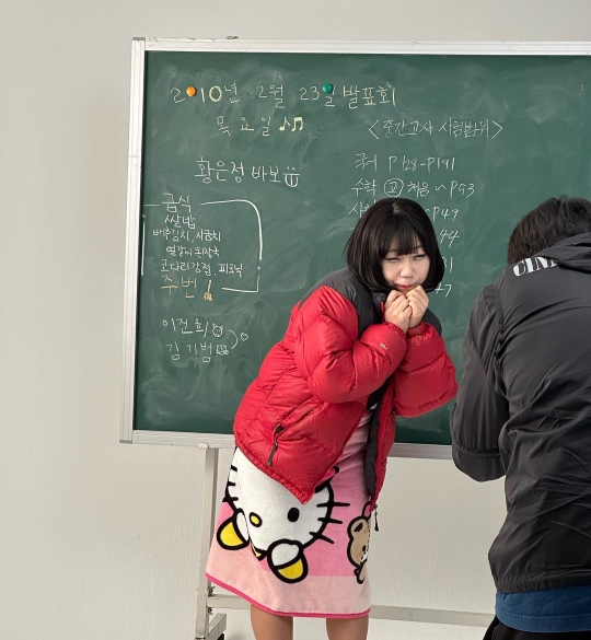 인소도 싸이도 네이트온도 화장도 싹 다 안해봤다는 황은정 본체 | 인스티즈