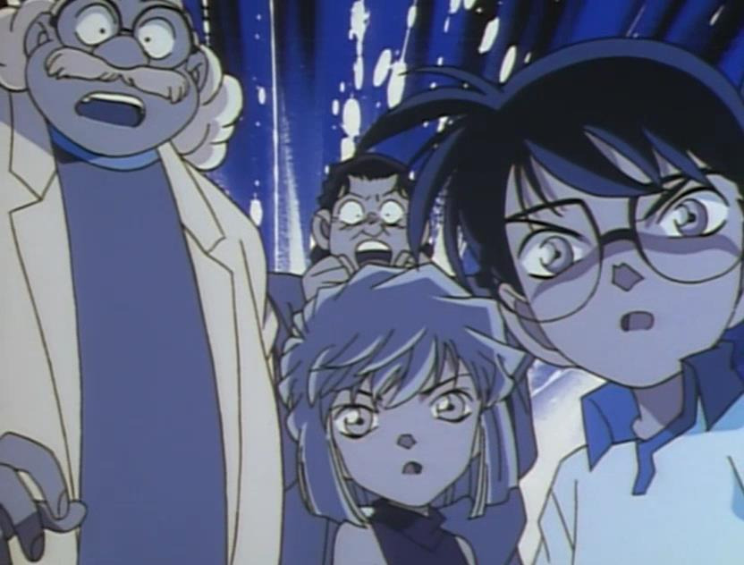 [명탐정코난] 검은 조직에서 온 여자와 대학교수 살인 사건 (전편) - 完 - | 인스티즈