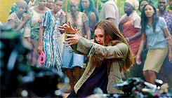 [마블] 완다 (스칼렛위치) 엘리자베스 올슨의 맛깔나는 손 연기.gif | 인스티즈