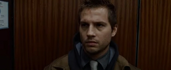 고층 건물 엘리베이터에 갇힌 5명. 이들 중 1명은 사람이 아니다. 데블 | 인스티즈