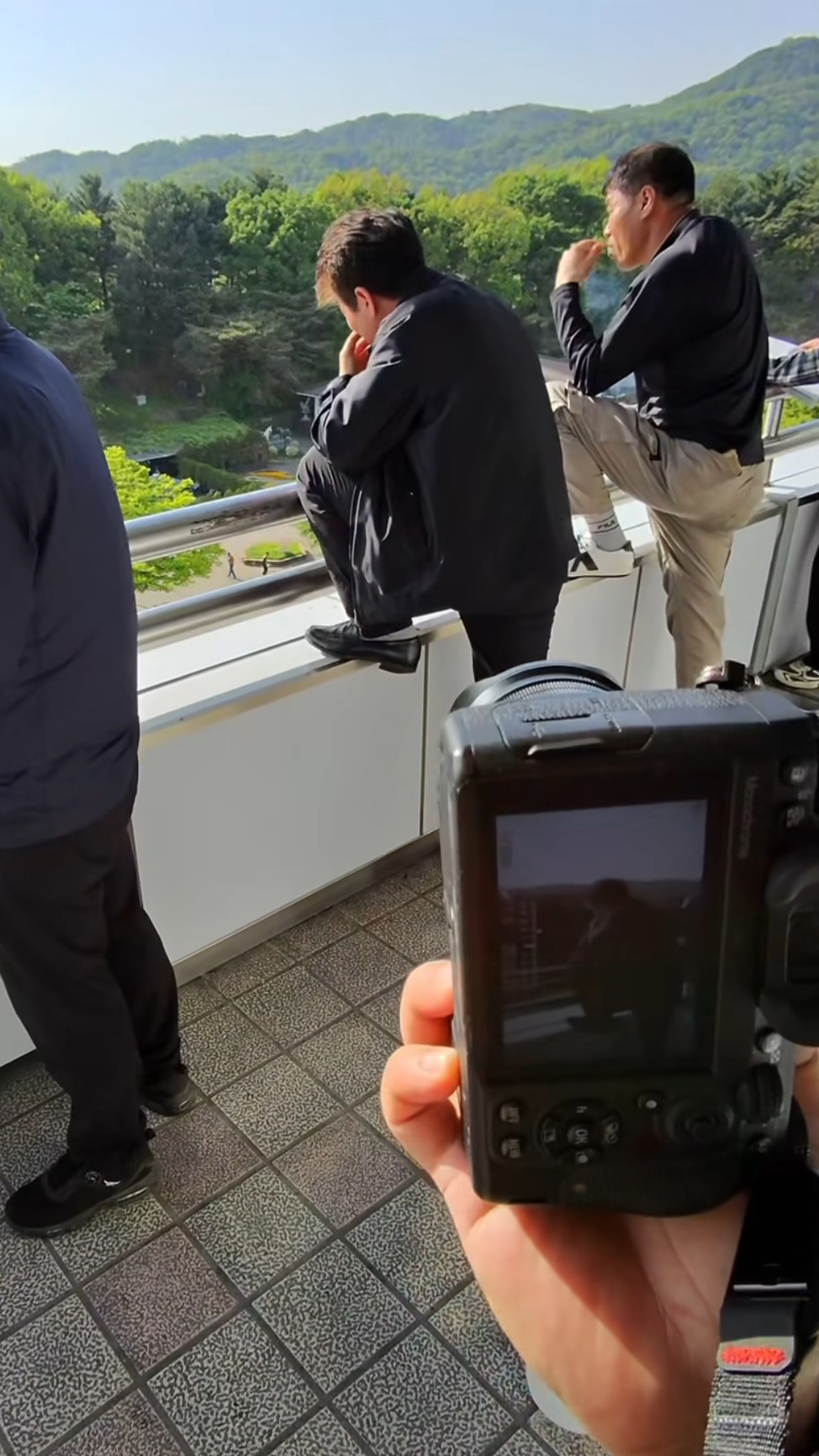 한국 할배들 찍는거 좋아하는 듯한 사진 작가 | 인스티즈