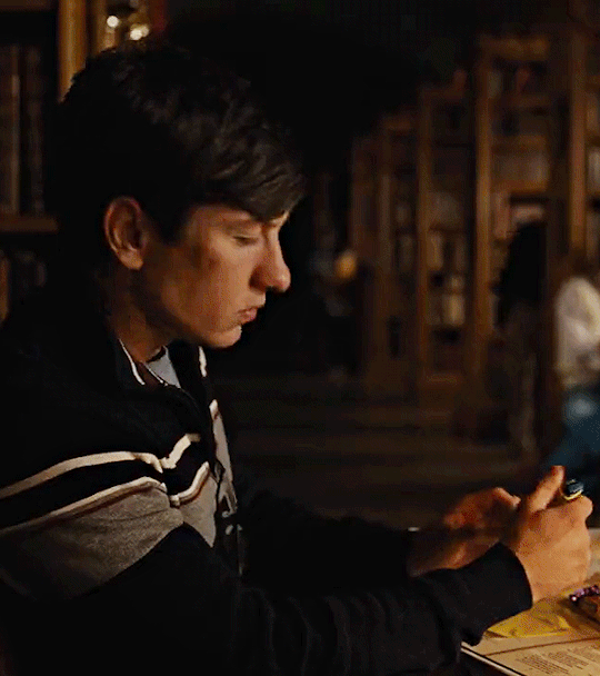 음침하고 쎄한연기 잘하기로 유명한 배우 | 인스티즈