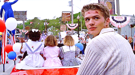 친구들이랑 음주운전으로 뺑소니 사고내서 그냥 시체 바다에 유기하고 잊고 살았는데 | 인스티즈