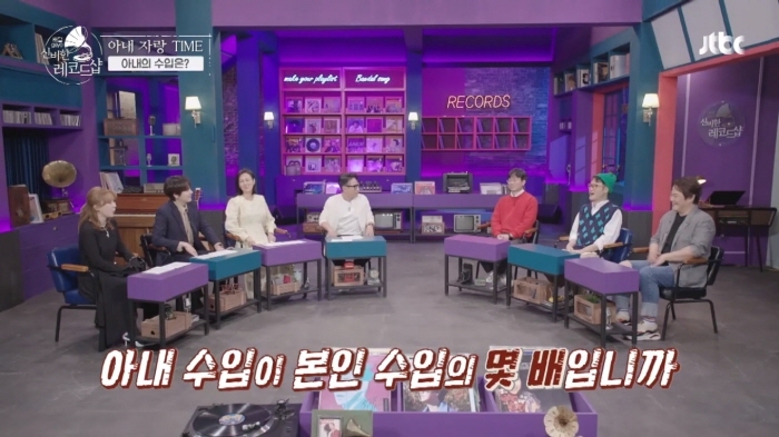 물밀듯이 밀려온다는 김은희 작가 수입 | 인스티즈