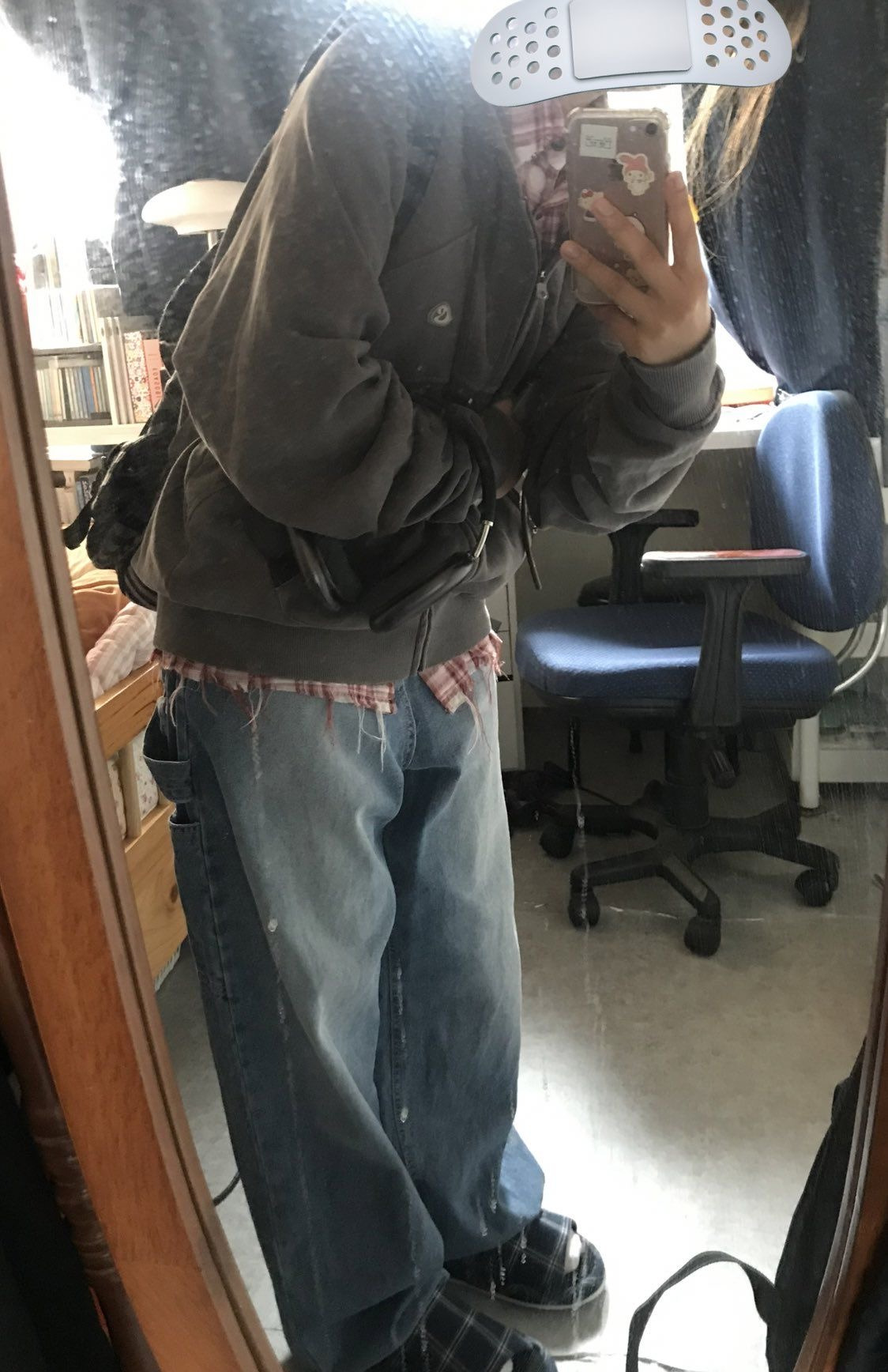 편안한 상의 + 와이드팬츠 + 투박한 신발 = 여자의 가을🍁 | 인스티즈