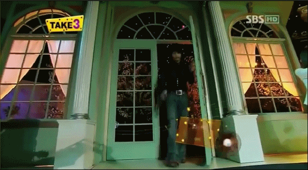 음방 중에 책 읽는 장나라, 멍 때리는 박효신, 벌서는 테이 | 인스티즈