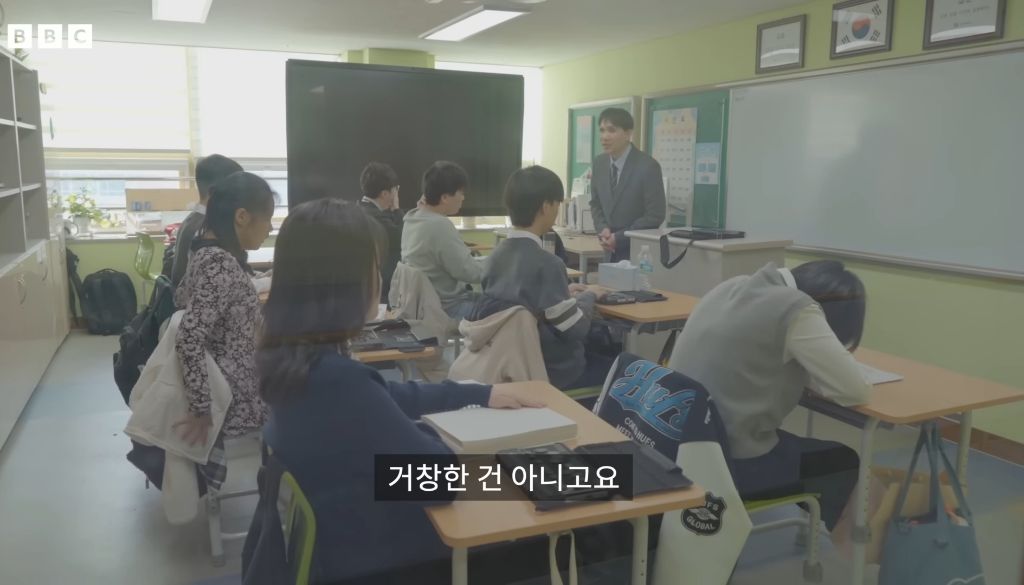 '밤 10시 종료' 가장 긴 수능을 치르는 학생들 | 인스티즈