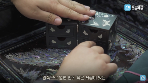 한국적인 감성과 현대 소품을 사용해 방꾸미기 | 인스티즈