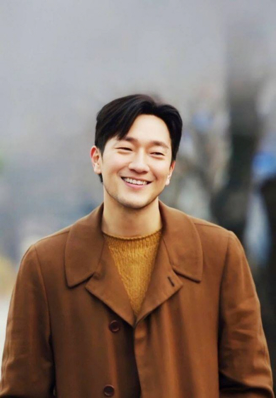 배우 손석구 대전보훈요양원에 2년 연속 2000만원…총 4000만원 기부 | 인스티즈
