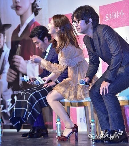 수지 담요 뺏어가는 류승룡 | 인스티즈