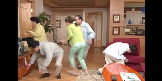 폐장 30분 남은 놀이공원 도착해 제대로 뽕 뽑는 가족.jpgif | 인스티즈