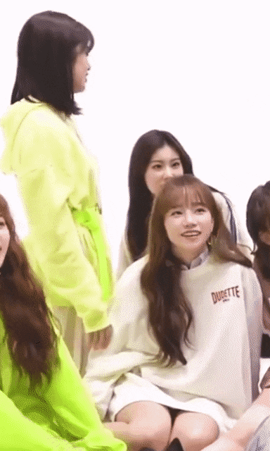 귀에서 피나올 것 같은 여고 남고 바이브 아이돌 팬아저들 | 인스티즈