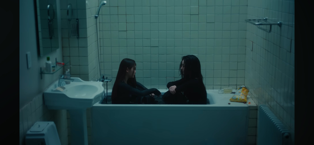 소녀들에게 우리 "다시 해볼까” 하는 노래 Girls Never Die | 인스티즈