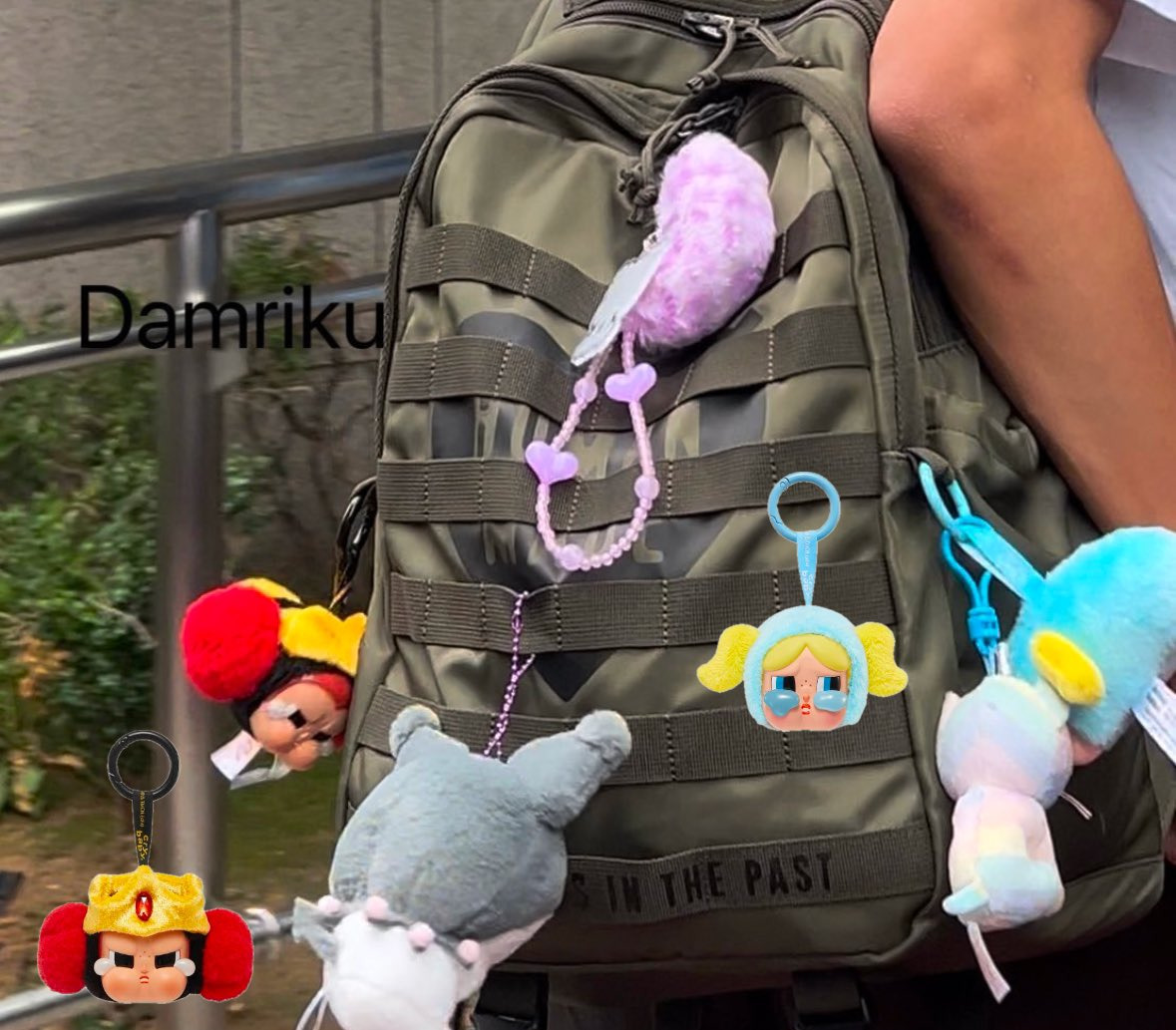 엄마 : 딸! 라부부 옆에 있는 인형은 뭐야? | 인스티즈