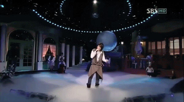 음방 중에 책 읽는 장나라, 멍 때리는 박효신, 벌서는 테이 | 인스티즈