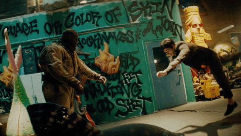 상사가 드라큘라인데 이제 제발 퇴사 하고 싶습니다..gif | 인스티즈