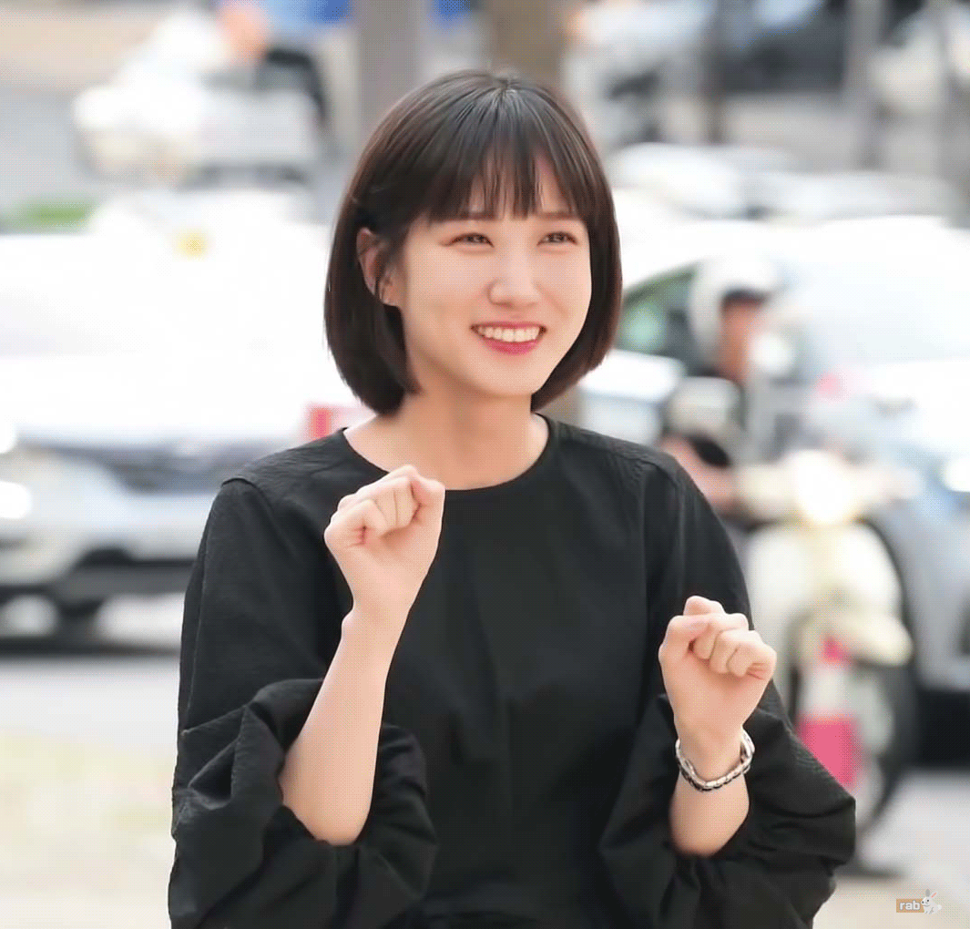 [박은빈] 기자: 은빈씨!! 우 to the 영 to the 우!! | 인스티즈