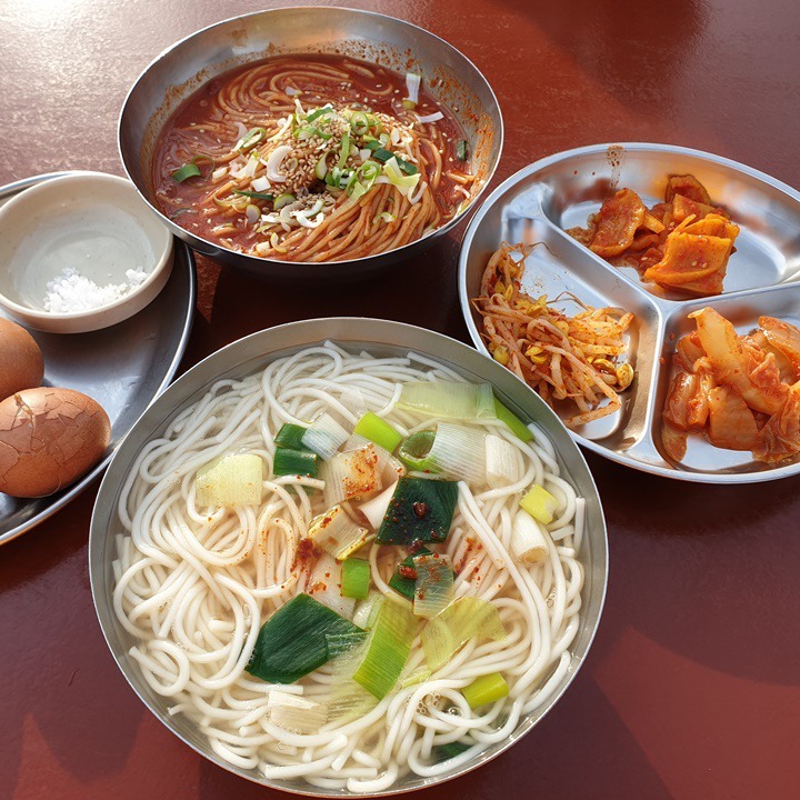 전라남도 담양군 담양국수거리 - 악플달면 쩌리쩌려버려 - ＊여성시대＊ 차분한 20대들의 알흠다운 공간 국시에 파전에다 막걸리 캬! 전라남도... 