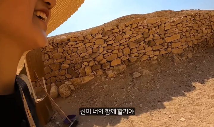 악명 높은 이집트에서 유일하게 웃으면서 여행한 유튜버��🇬 | 인스티즈