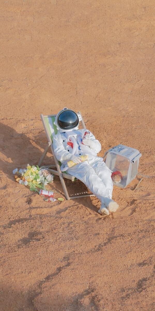 우주인의 우주를 건너 | 인스티즈