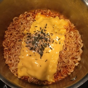치즈가 제일 잘어울리는 라면은???? | 인스티즈