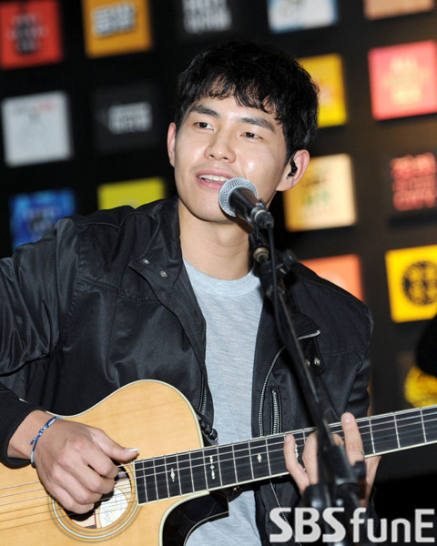 노래나 이름은 알지만 얼굴은 몰랐던 남자가수 모음 | 인스티즈