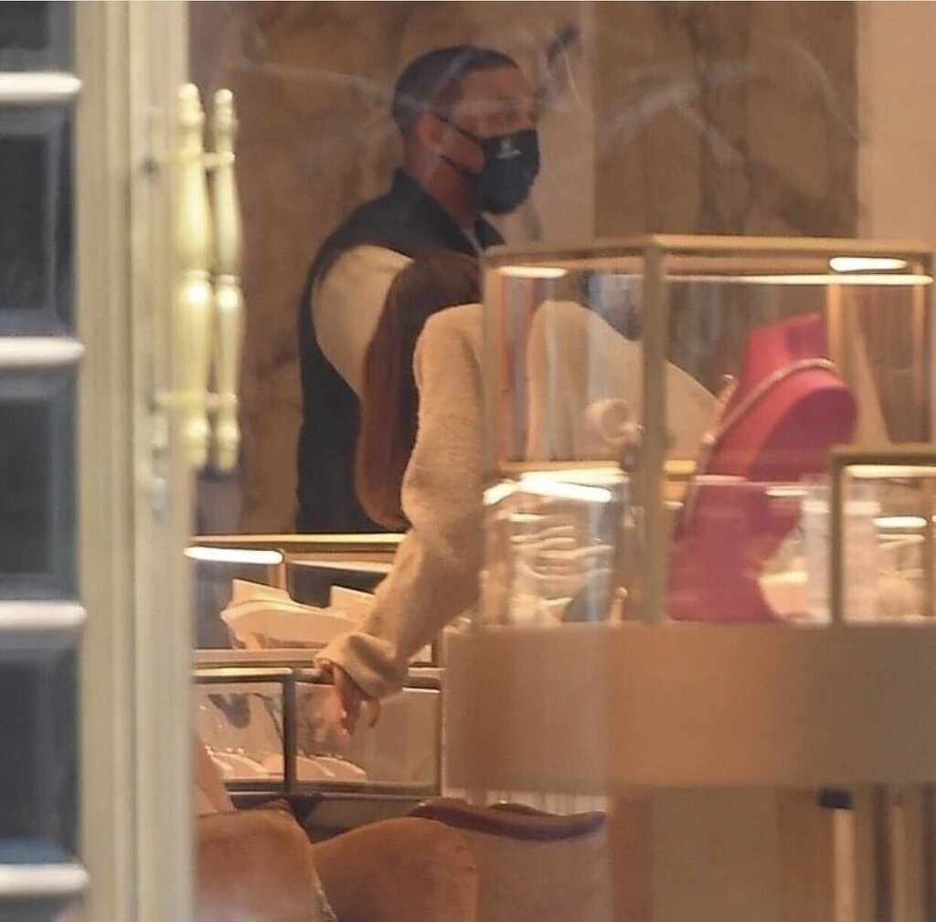 젠데이아 완전 다정하고 세심해서 돌겠는 달글 | 인스티즈