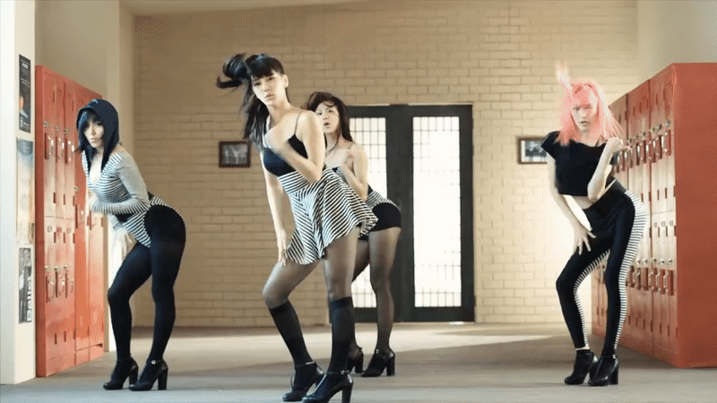 걸그룹 멤버들이 반대했다가 대박난 노래.......jpg | 인스티즈