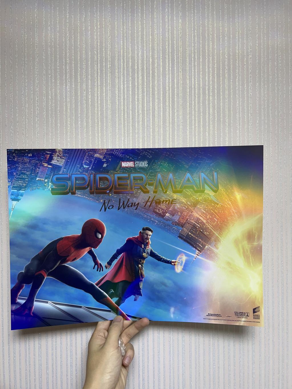 영화관에서 무료로 받을 수 있는 스파이더맨 노 웨이홈 굿즈들.jpg | 인스티즈