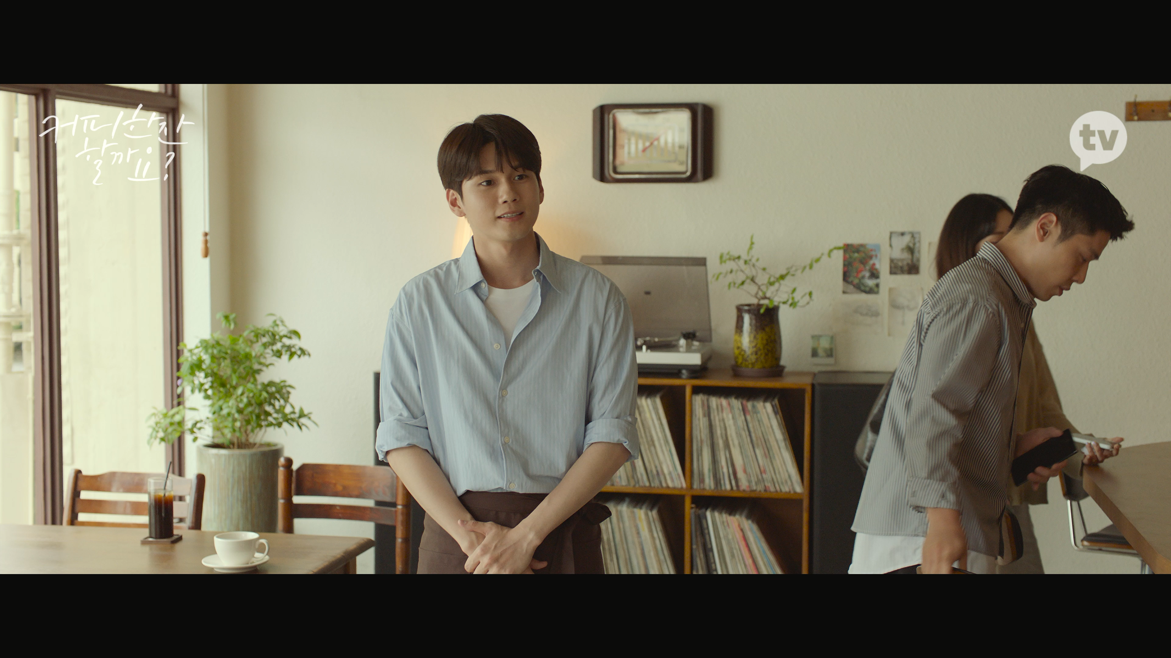 우리 카페에 매일 오는 손님이 있는데 완전 진상임.jpg | 인스티즈