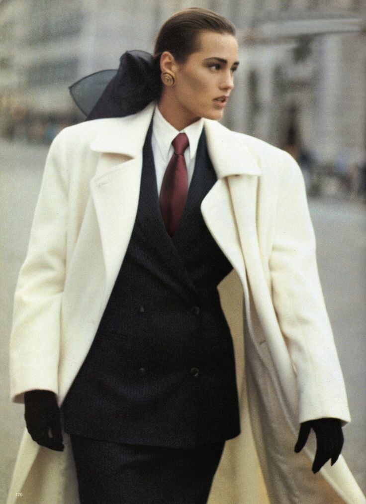 왠지 야망 있게 살고 싶어지는 80년대 여성 명품 정장 패션 | 인스티즈