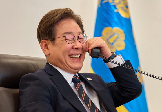 실시간 수직낙하중인 원달러 환율 | 인스티즈