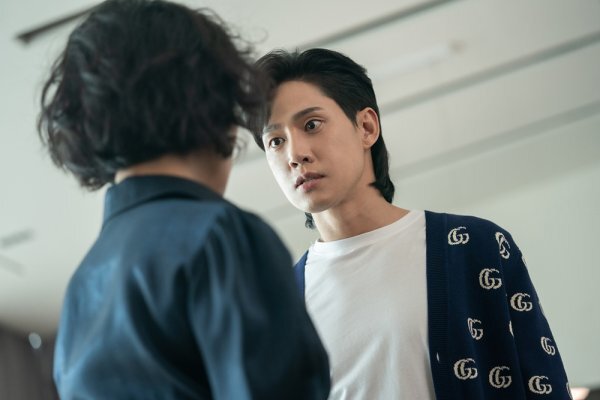 김은숙 작가 "학폭 미화 없다"…송혜교·이도현·임지연, '더 글로리' 첫 스틸 | 인스티즈