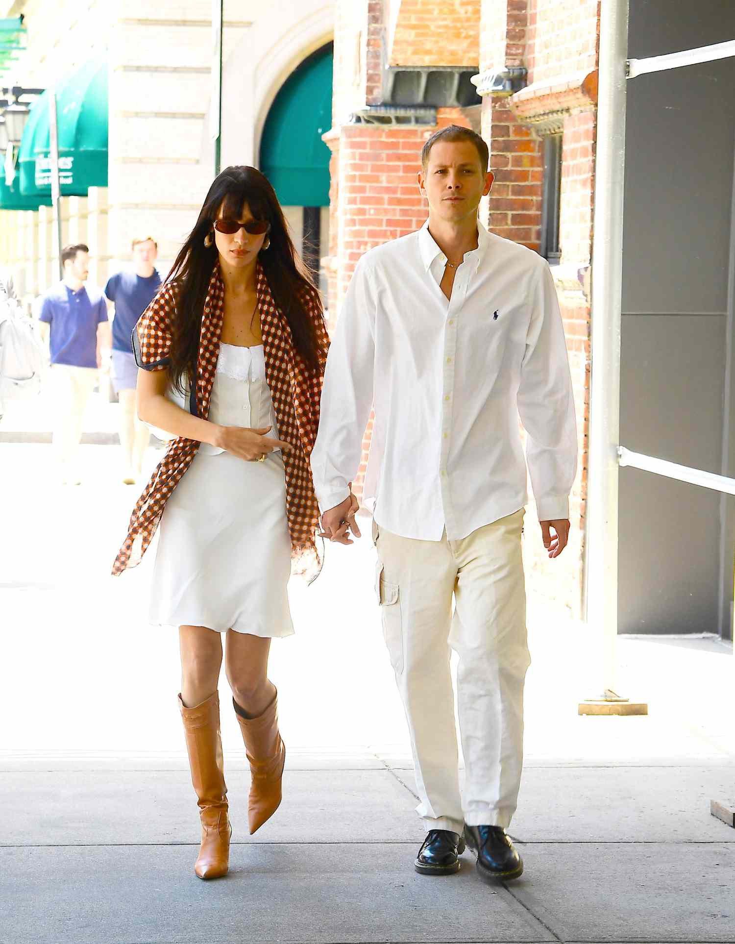 패셔너블한 시밀러룩으로 인기 많았던 벨라 하디드-마크 칼만 | 인스티즈