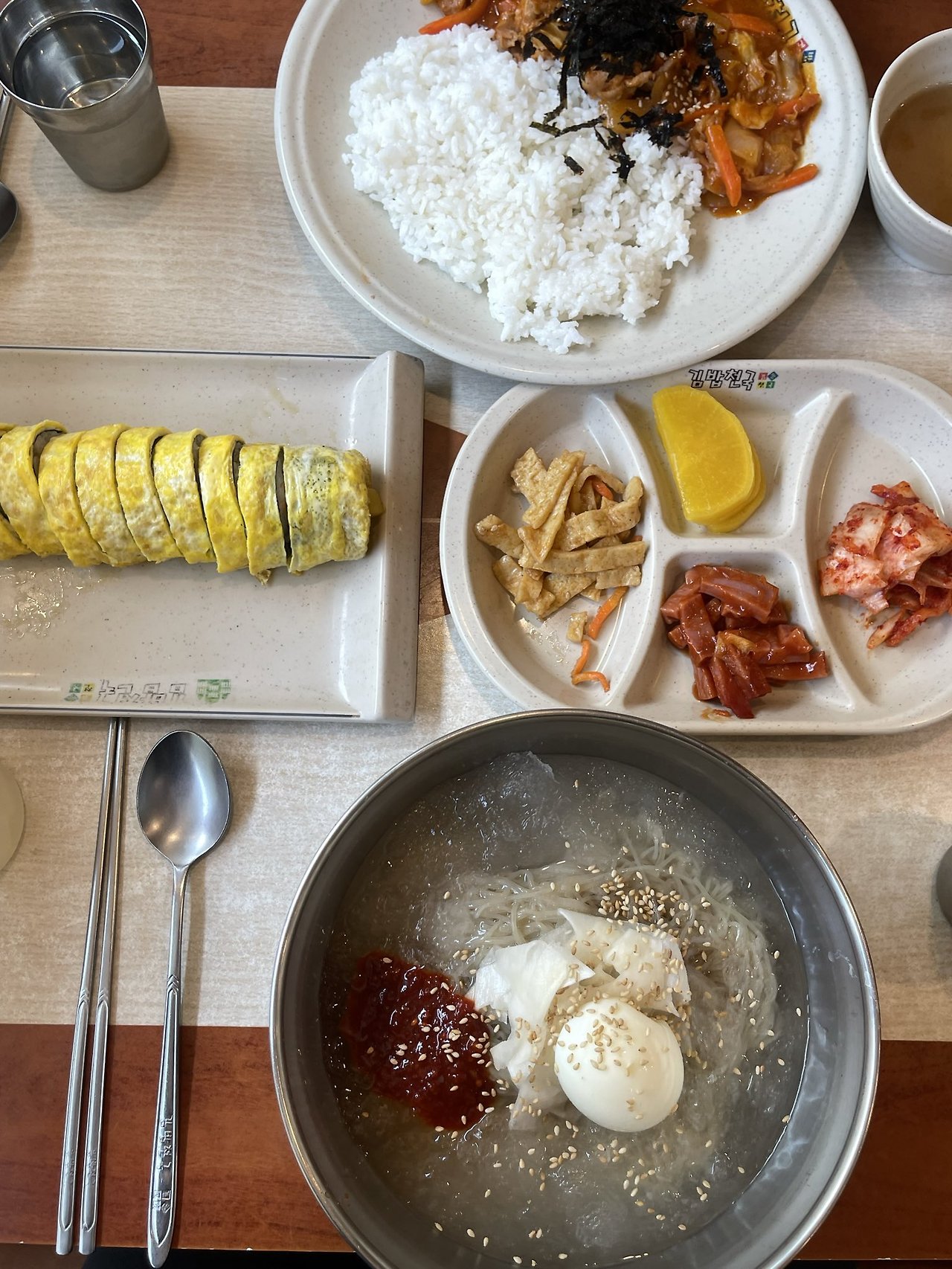 나이먹을수록 김밥천국이 더 좋아짐 내가 원하는 모든 한식을 다 팔고잇음 | 인스티즈