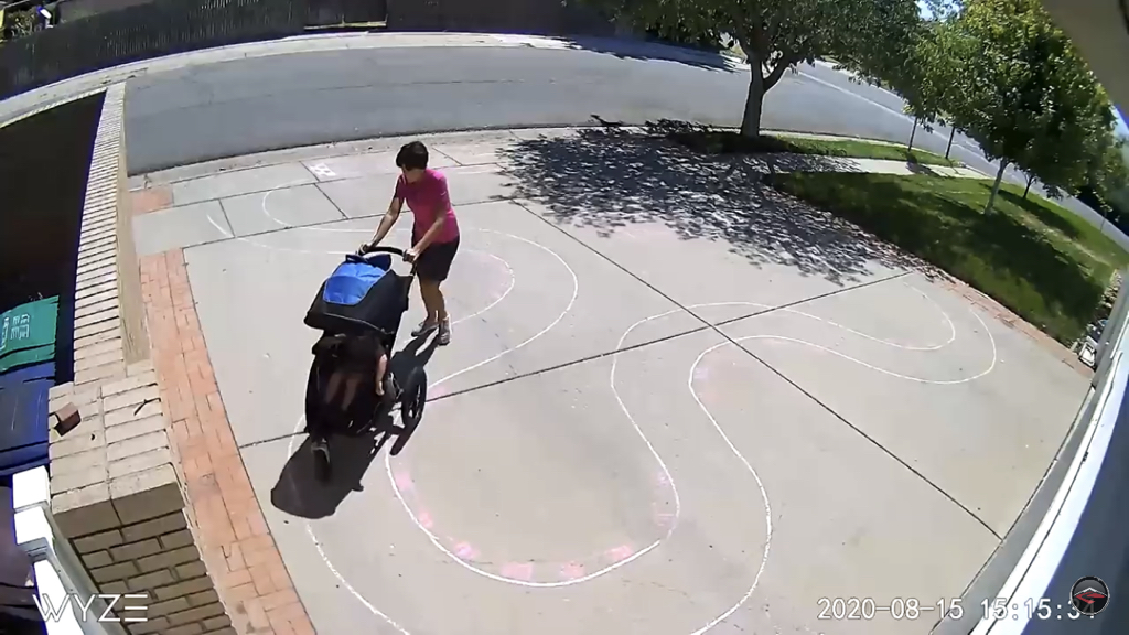 옆집애가 자꾸 우리집 주차장에서 자전거를 타길래 조치를 취했습니다 | 인스티즈