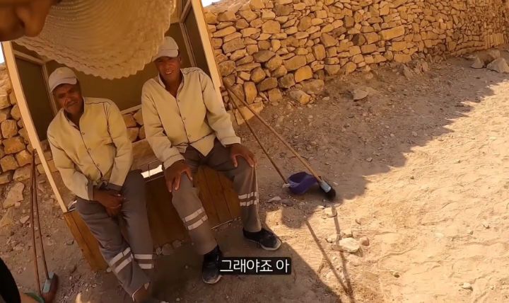 악명 높은 이집트에서 유일하게 웃으면서 여행한 유튜버��🇬 | 인스티즈