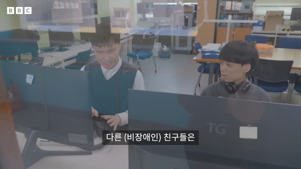 '밤 10시 종료' 가장 긴 수능을 치르는 학생들 | 인스티즈