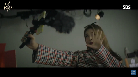 명품 트렁크쇼를 위해 사채 5억 쓴 스타 유튜버 | 인스티즈