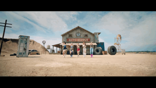 뮤비에 자주 등장하는 한국의 사막.gif | 인스티즈