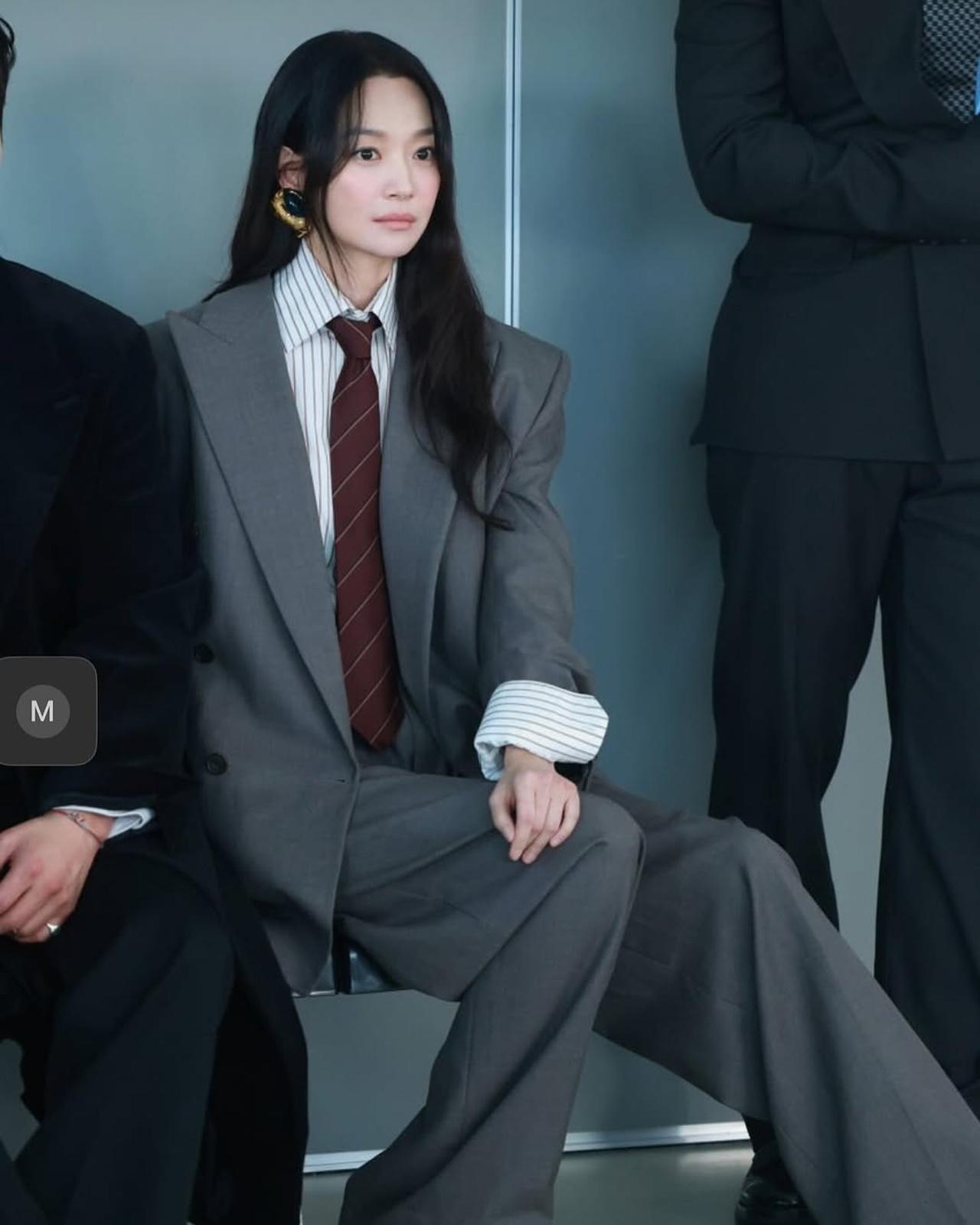 개인적으로 좋아하는 여배우들의 넥타이 패션.jpg | 인스티즈