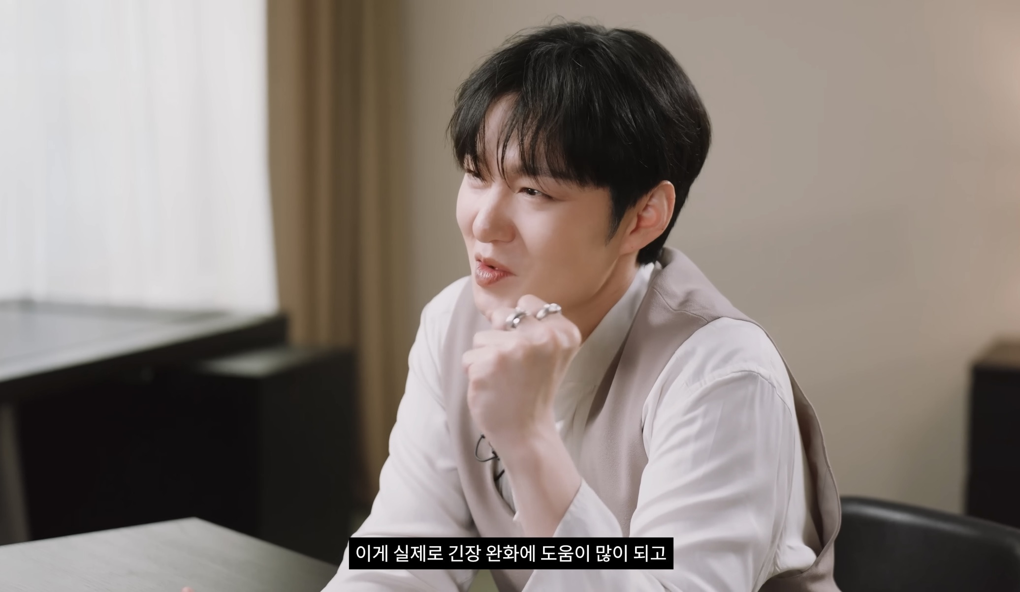 내향인 연기하는거 아니냐는 이창섭.jpg | 인스티즈