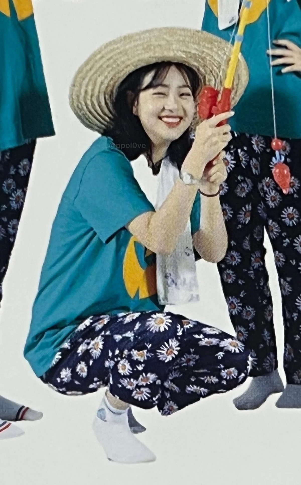 피프티피프티 아란 중학교 졸업사진 | 인스티즈